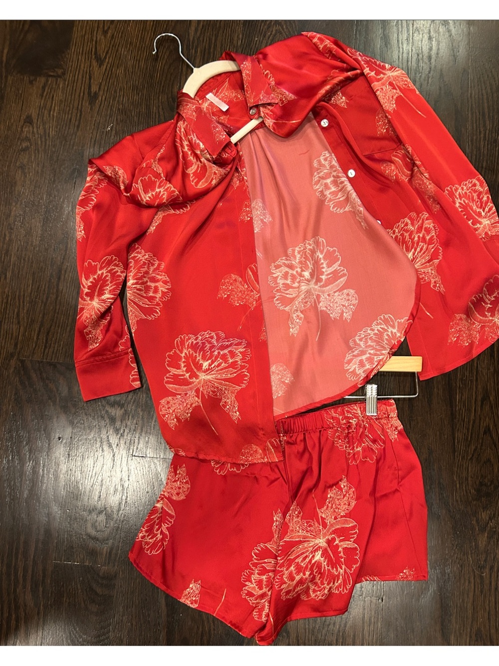 Red Floral Button-Front Shirt - Women's Elegant Top